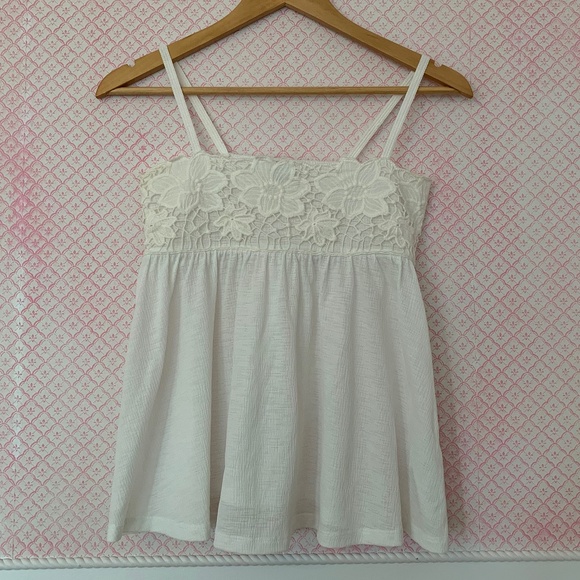 LACE PIECED CAMI - Picture 1 of 3